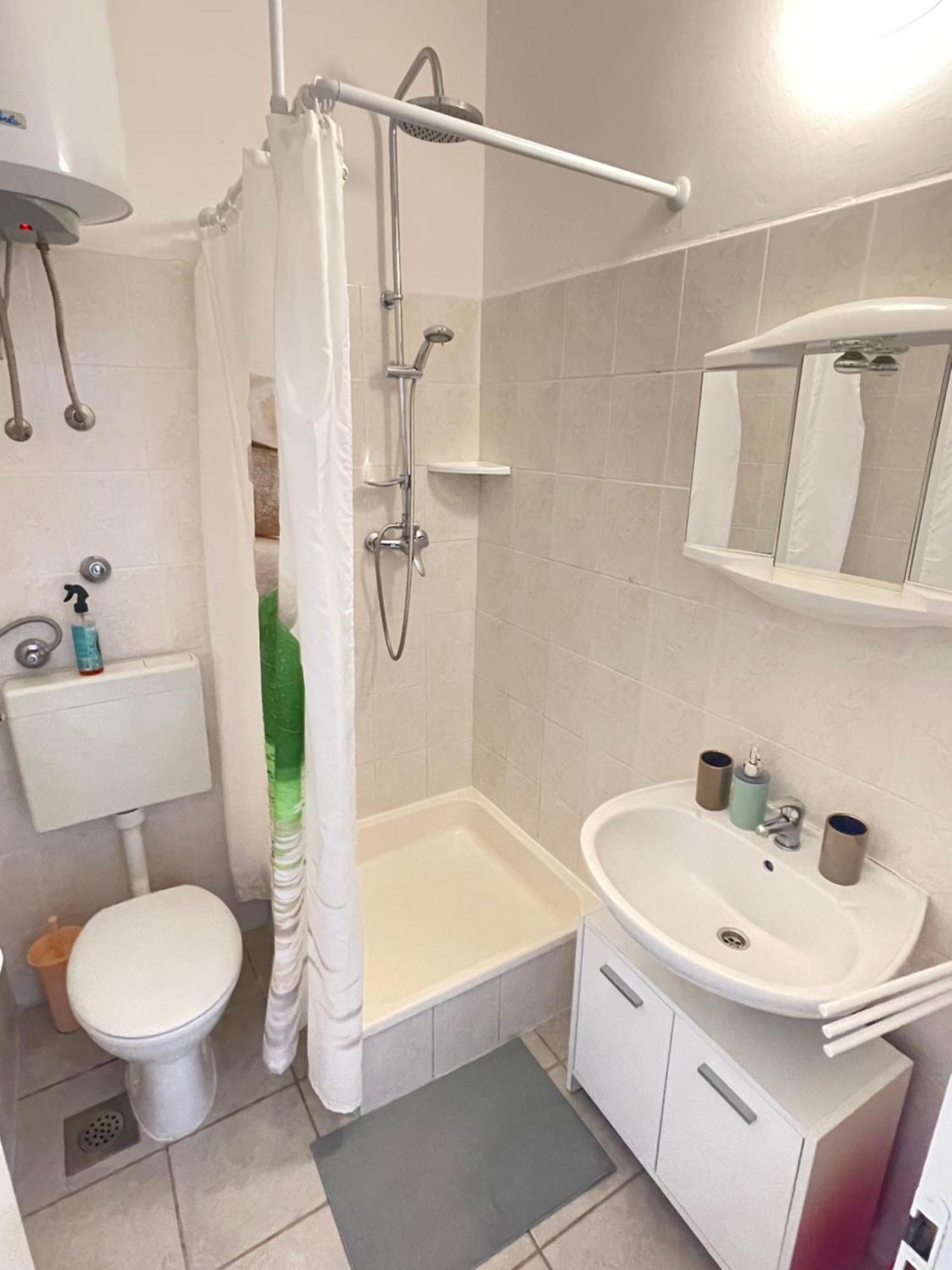 Apartments Zora Nin Δωμάτιο φωτογραφία