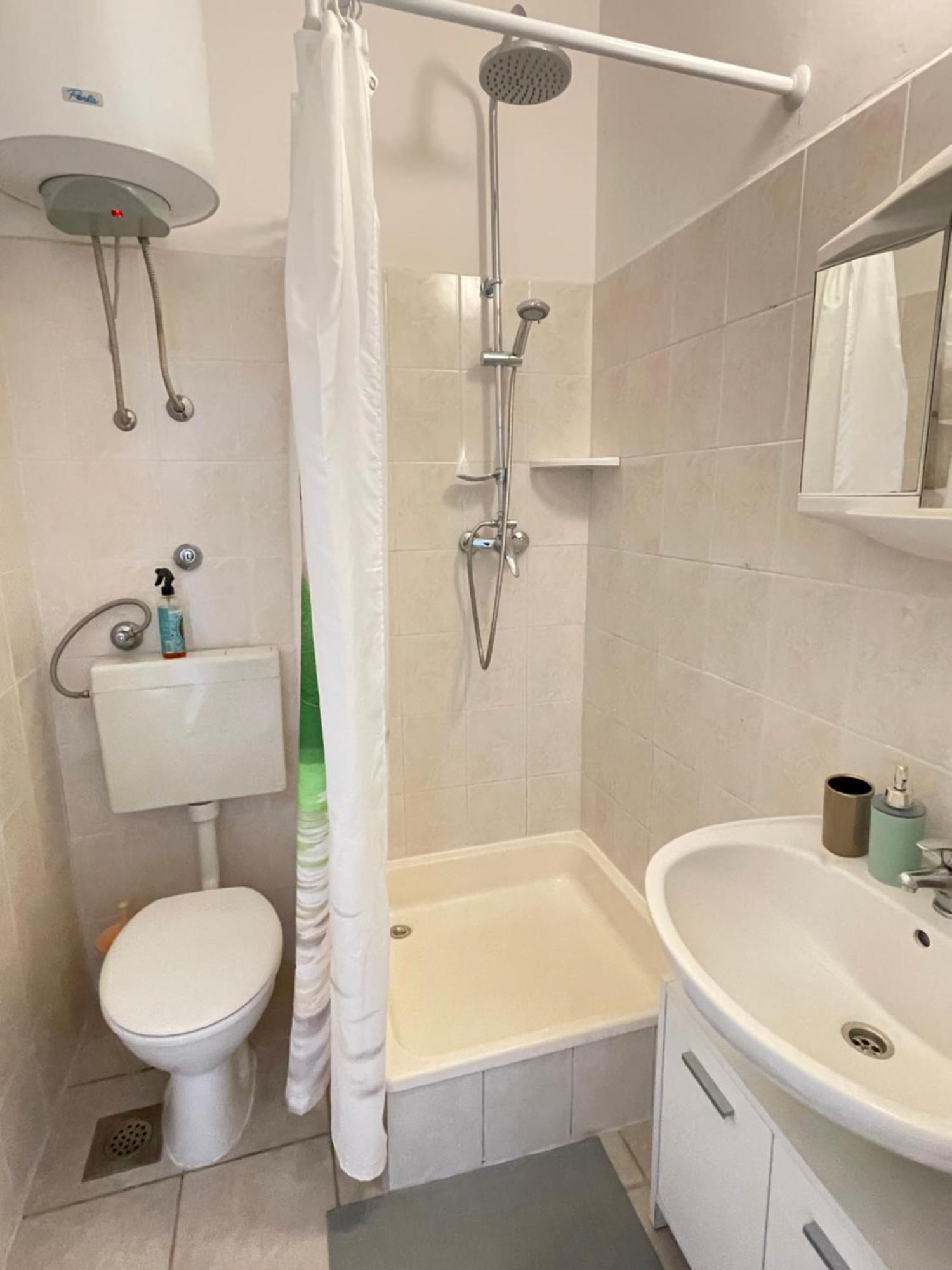 Apartments Zora Nin Δωμάτιο φωτογραφία