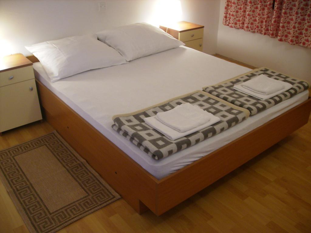 Apartments Zora Nin Δωμάτιο φωτογραφία